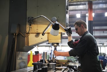 Infographic: Manufacturing Process Management