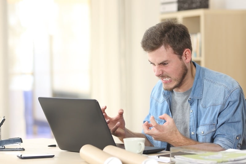 Negative customer reviews can hurt your brand's image and reputation.